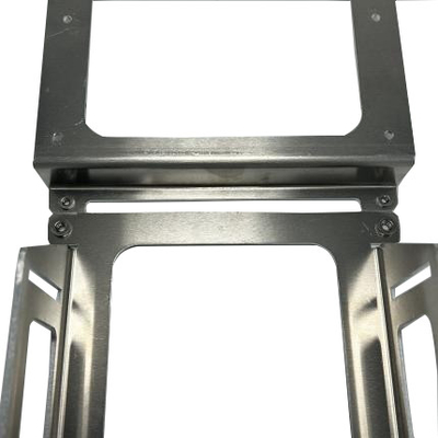 Glanzige afwerking aangepaste aluminium-5025 buigbare legering plaat metalen onderdelen voor aangepaste vereisten